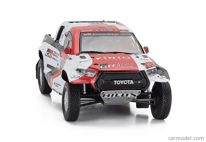 Toyota Hilux GR Dkr EVO T1+ Team Gazoo Racing N°225 Rally Dakar 2022 Henk Lategan - Brett Cummings 1:43 IXO Models biela červená čierna