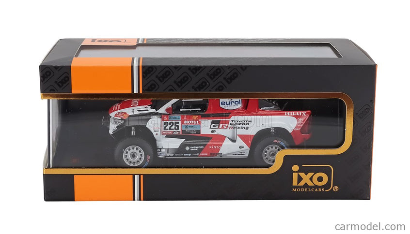 Toyota Hilux GR Dkr EVO T1+ Team Gazoo Racing N°225 Rally Dakar 2022 Henk Lategan - Brett Cummings 1:43 IXO Models biela červená čierna