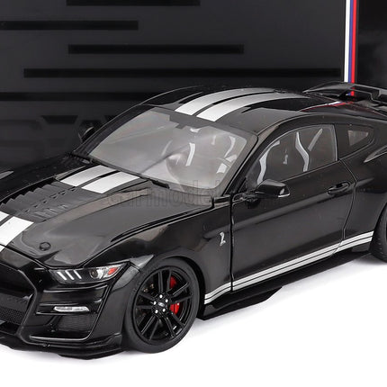 Ford Mustang Shelby GT500 Coupe 2022 1:18 IXO Models čierna biela