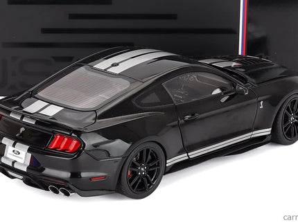 Ford Mustang Shelby GT500 Coupe 2022 1:18 IXO Models čierna biela