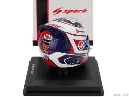 Bell Helmet Helma F1 Oliver Bearman Team Moneygram Haas N°87 British GP 2025 1:5 Spark Model biela čierna červená