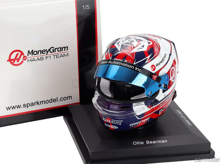 Bell Helmet Helma F1 Oliver Bearman Team Moneygram Haas N°87 British GP 2025 1:5 Spark Model biela čierna červená