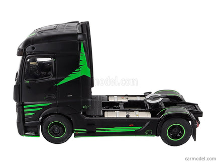 Mercedes Benz Actros L Ťahač 2-ASSI 2023 1:24 Solido čierna zelená