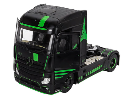 Mercedes Benz Actros L Ťahač 2-ASSI 2023 1:24 Solido čierna zelená