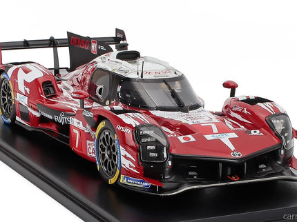 Toyota GR010 3.5L V6 Team Gazoo Racing N°7 5. Miesto 24h Le Mans 2025 Mike Conway - Kamui Kobayashi - Nyck De Vries 1:18 Spark Model červená biela čierna