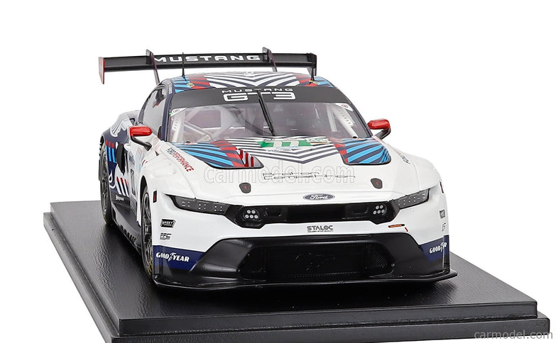 Ford Mustang GT3 5.4L V8 Team Proton Competition N°77 24h Le Mans 2025 Ben Barker - Bernardo Sousa - Ben Tuck 1:18 Spark Model biela čierna