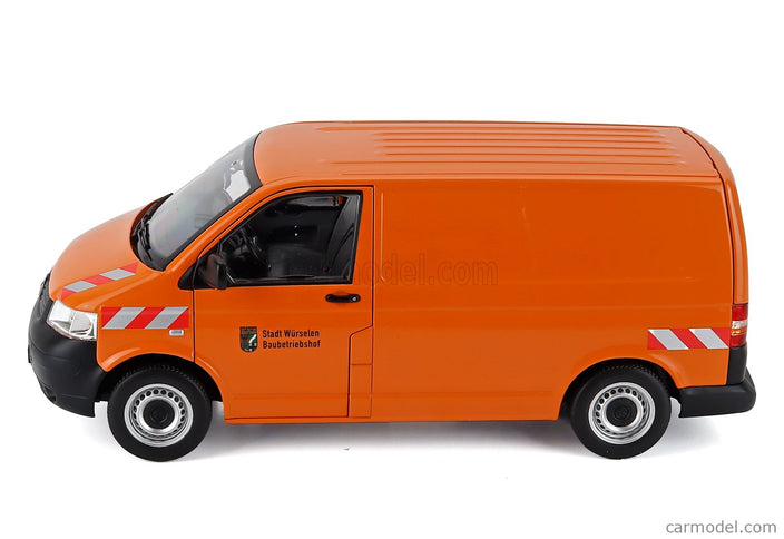 Volkswagen T5 Van Transporter 2003 1:18 Norev oranžová