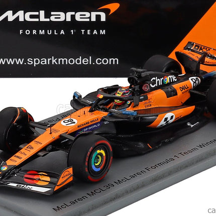 Mclaren F1 MCL39 Team Mclaren N°81 Víťaz Spain GP 2025 Oscar Piastri 1:43 Spark Model oranžová čierna