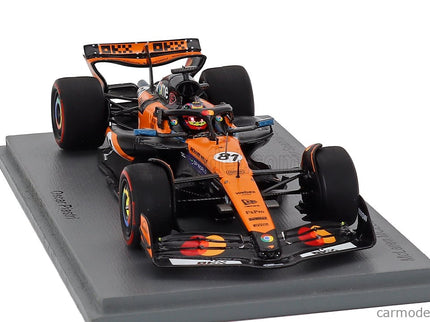 Mclaren F1 MCL39 Team Mclaren N°81 Víťaz Spain GP 2025 Oscar Piastri 1:43 Spark Model oranžová čierna
