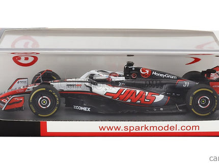Haas F1 VF-25 Team Moneygram Haas N°31 Canada GP 2025 Esteban Ocon 1:43 Spark Model biela čierna červená