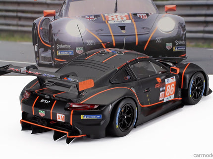 Porsche 911 991 RSR-19 4.2L Team GR Racing N°86 24h Le Mans 2022 Michael Wainwright - Riccardo Pera - Ben Barker 1:18 IXO Models matná čierna oranžová