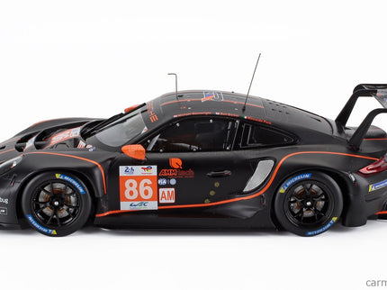 Porsche 911 991 RSR-19 4.2L Team GR Racing N°86 24h Le Mans 2022 Michael Wainwright - Riccardo Pera - Ben Barker 1:18 IXO Models matná čierna oranžová