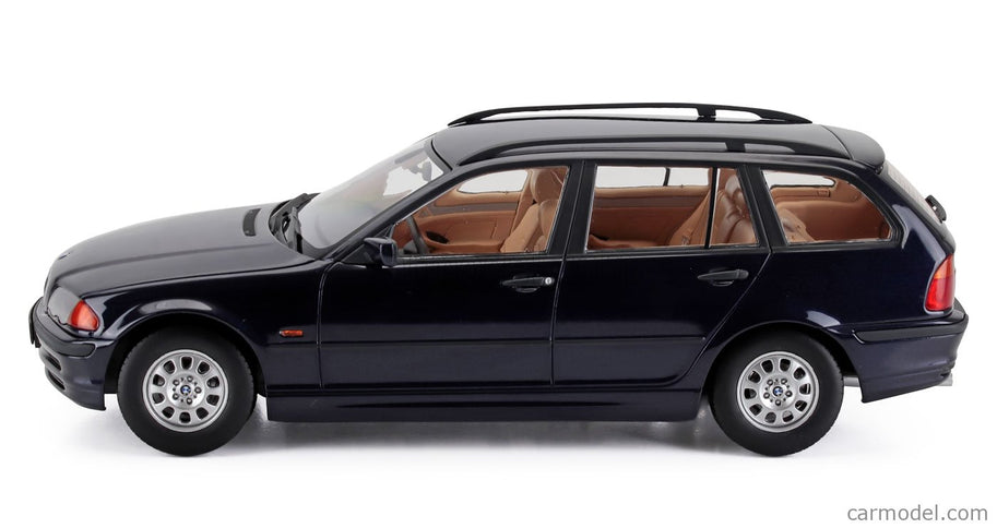 BMW 3-SERIES (E46) Touring SW Station Wagon 1999 1:18 KK Scale modrá