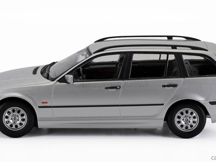 BMW 3-SERIES (E46) Touring SW Station Wagon 1999 1:18 KK Scale strieborná