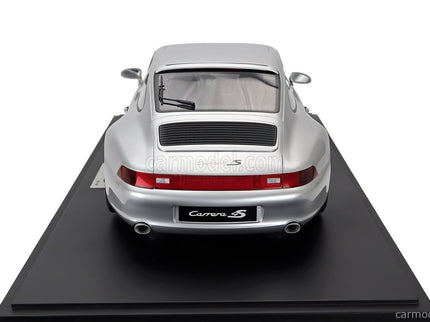 Porsche 911 993 Carrera 4S Coupe 1995 1:8 GT Spirit strieborná