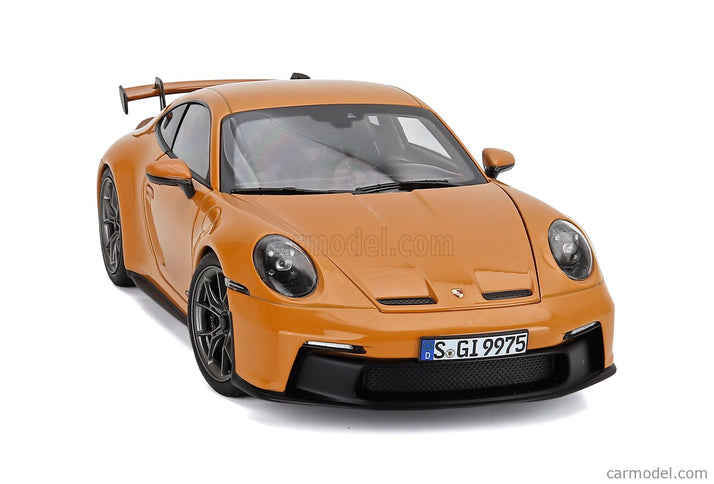Porsche 911 992 GT3 Coupe 2021 1:18 Norev Bahama žltá
