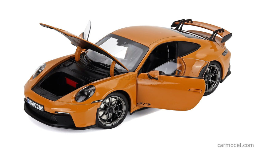 Porsche 911 992 GT3 Coupe 2021 1:18 Norev Bahama žltá