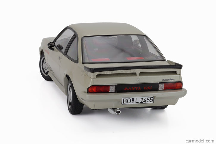 Opel Manta B Gsi 1987 1:18 Norev strieborná