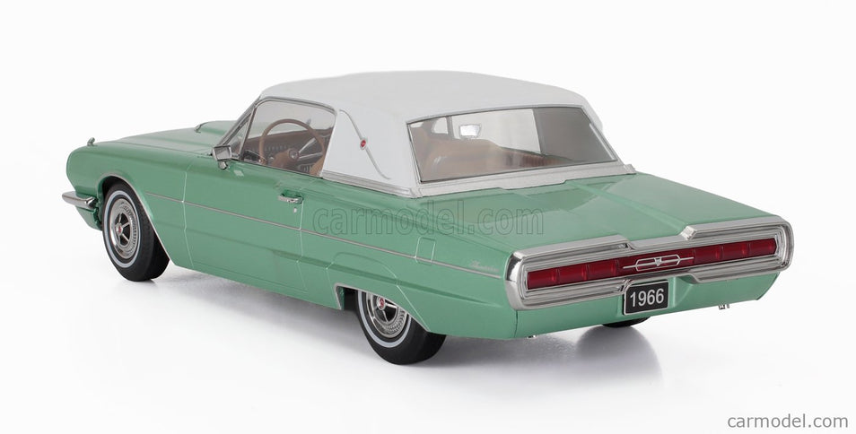 Ford Thunderbird Landau Coupe 1966 1:18 KK Scale zelená biela
