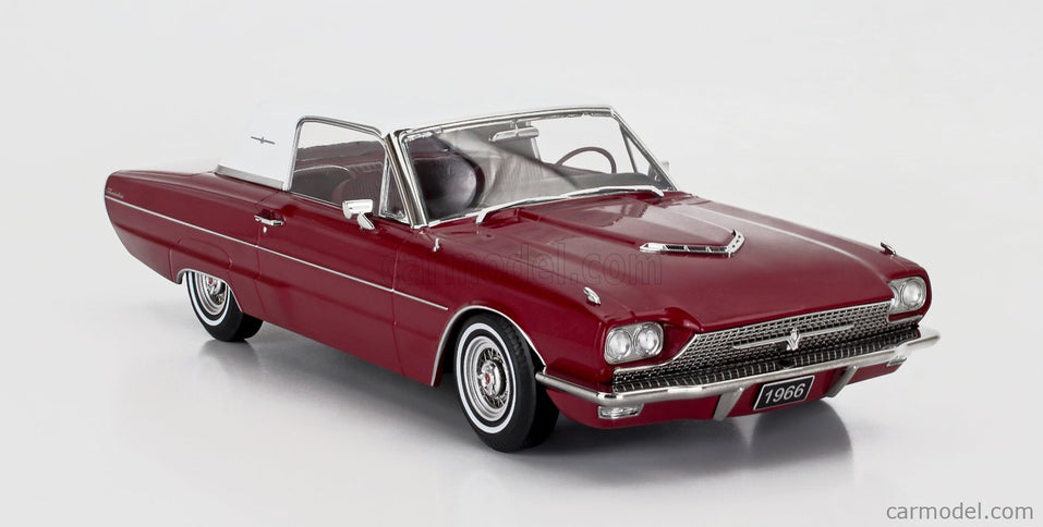 Ford Thunderbird Coupe 1966 1:18 KK Scale červená biela