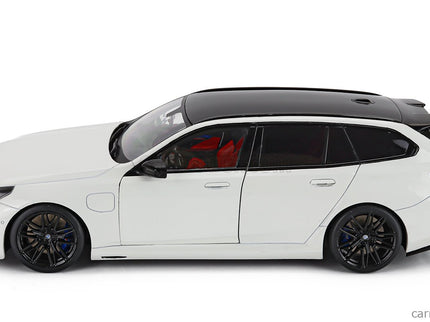 BMW 5-SERIES M5 Touring (G99) SW Station Wagon 2024 1:18 Solido biela