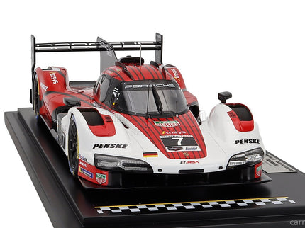 Porsche 963 9RD 4.6L Turbo V8 Team Porsche Penske Motorsport N°7 Víťaz IMSA 24h Daytona 2025 Felipe Nasr - Nick Tandy - Laurens Vanthoor 1:18 Spark Model biela červená