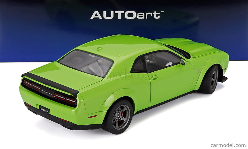 Dodge Challenger Srt Super Stock Coupe 2023 1:18 AUTOart zelená