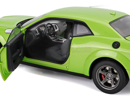 Dodge Challenger Srt Super Stock Coupe 2023 1:18 AUTOart zelená