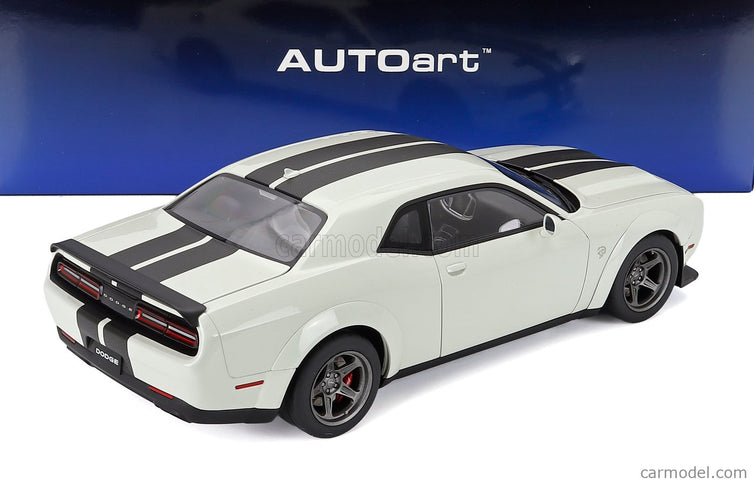 Dodge Challenger Srt Super Stock Coupe 2023 1:18 AUTOart biela