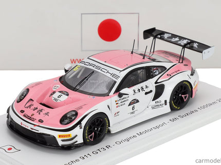 Porsche 911 992 GT3 R Team Origine Motorsport N°6 5. Miesto 1000km Suzuka 2025 Laurin Heinrich - Alessio Picariello - Bastian Buus 1:43 Spark Model biela ružová