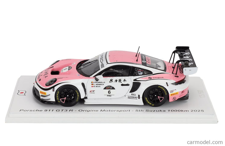 Porsche 911 992 GT3 R Team Origine Motorsport N°6 5. Miesto 1000km Suzuka 2025 Laurin Heinrich - Alessio Picariello - Bastian Buus 1:43 Spark Model biela ružová