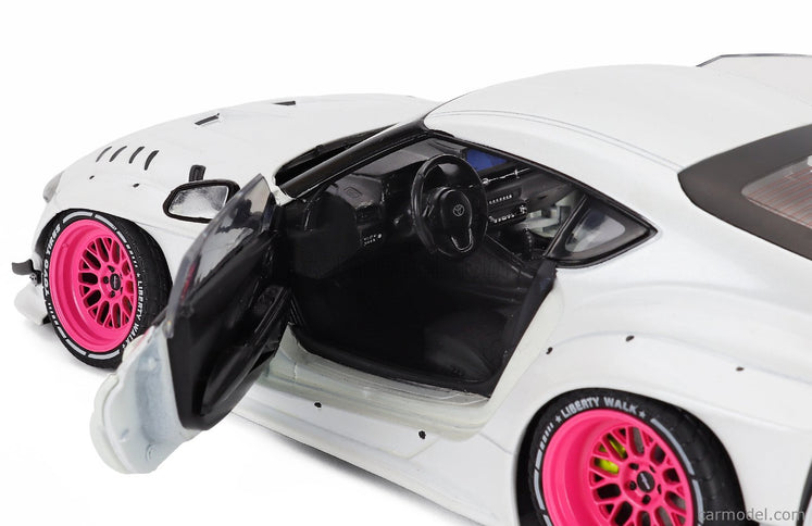 Toyota GR Supra Liberty Walk Body Kit Coupe 2025 1:18 Solido biela metalická