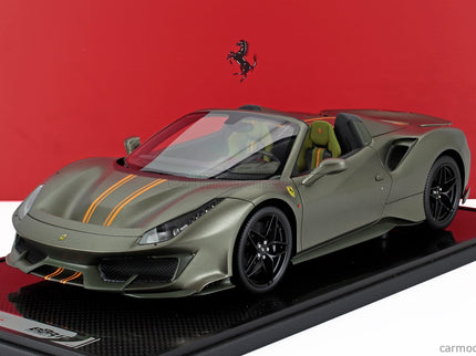 Ferrari 488 Pista Spider 2018 1:12 BBR Models zelená Manzoni - matná zelená žltá