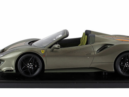 Ferrari 488 Pista Spider 2018 1:12 BBR Models zelená Manzoni - matná zelená žltá