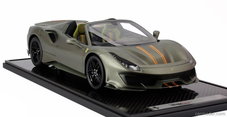 Ferrari 488 Pista Spider 2018 1:12 BBR Models zelená Manzoni - matná zelená žltá
