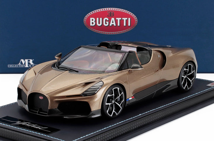 BUGATTI | MISTRAL W16 2023 - CON VETRINA - WITH SHOWCASE | GOLD