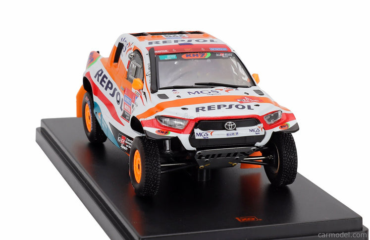 Toyota Hilux Pick-UP GR Dkr Team Overdrive Toyota Repsol N°299 Rally Dakar 2022 Chabot Ronan - Gilles Pillot 1:43 IXO Models biela oranžová