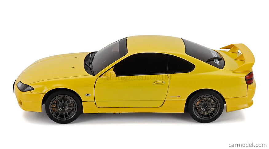 Nissan Silvia (S15) Coupe Spec-R Aero 1999 1:18 Solido žltá