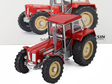 Schluter Super 950V Tractor Wit Cabine 1979 1:32 Schuco červená strieborná