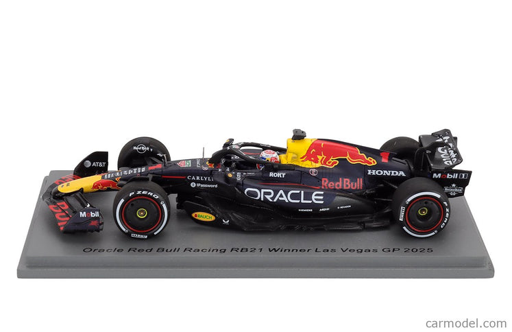 Red Bull F1 RB21 Team Oracle Red Bull Racing N°1 Víťaz Las Vegas USA GP With Pit Board 2025 Max Verstappen 1:43 Spark Model modrá žltá červená
