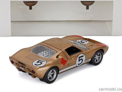 Ford GT40 Mkii 7.0L V8 Team Holman & Moody N°5 3. Miesto 24h Le Mans 1966 Ronnie Bucknum - Dick Hutcherson 1:43 Norev zlatá červená