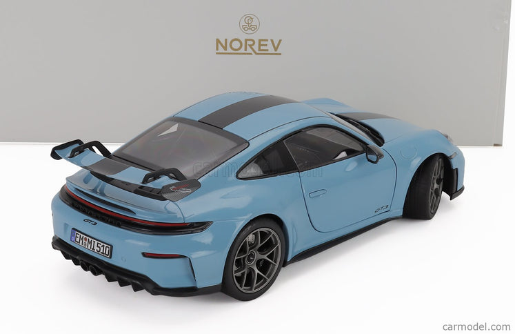 Porsche 911 992 GT3 Weissach Package Coupe 2025 1:18 Norev svetlomodrá