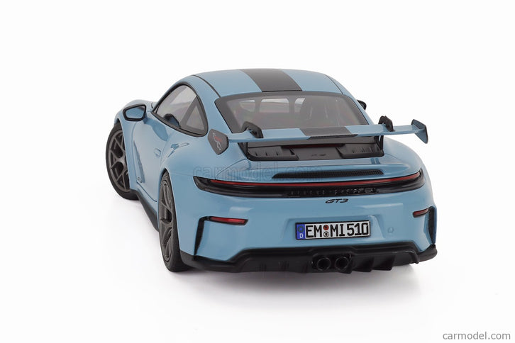 Porsche 911 992 GT3 Weissach Package Coupe 2025 1:18 Norev svetlomodrá