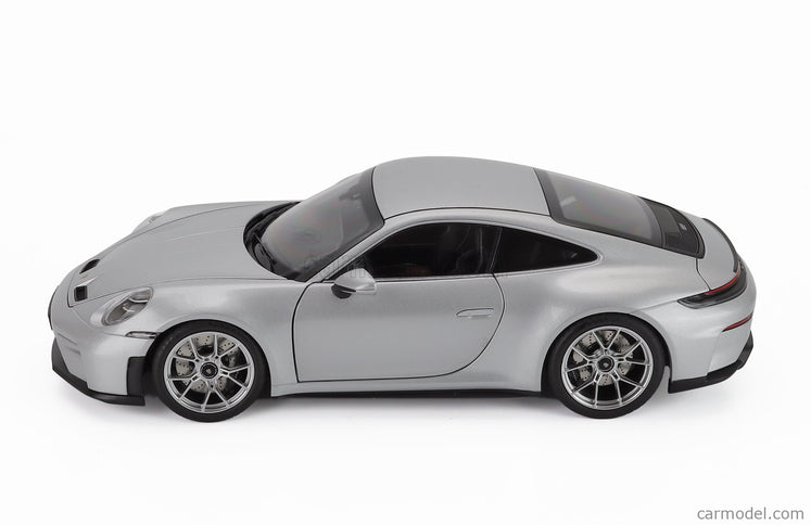 Porsche 911 992 GT3 Touring Package Coupe 2025 1:18 Norev strieborná