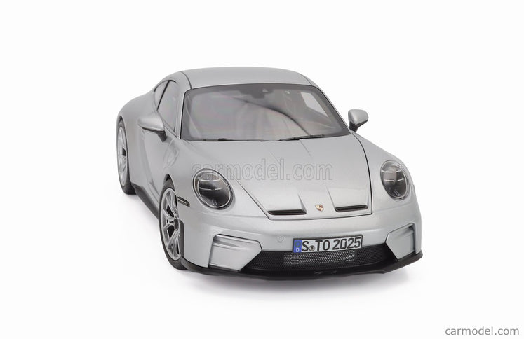 Porsche 911 992 GT3 Touring Package Coupe 2025 1:18 Norev strieborná