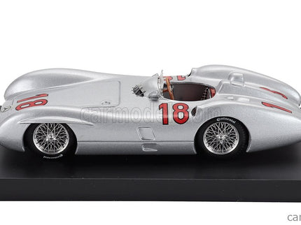 Mercedes Benz F1 W196C N°18 Majster Sveta Sezóna 1954 Juan Manuel Fangio 1:43 Brumm strieborná