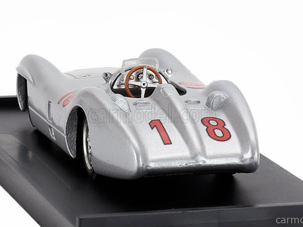 Mercedes Benz F1 W196C N°18 Majster Sveta Sezóna 1954 Juan Manuel Fangio 1:43 Brumm strieborná