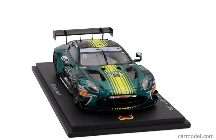 ASTON MARTIN Vantage Amr GT3 EVO 4.0L Turbo V8 Team Comtoyou Racing N°008 DTM Sezóna 2025 Nicolas Baert 1:43 Spark Model zelená metalická žltá