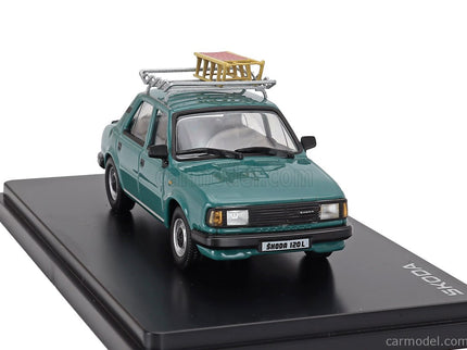 Skoda 120L 1984 With Snow Sledge - Con Slittino 1:42 Abrex tyrkysová