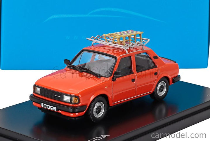 Skoda 120L 1984 With Snow Sledge - Con Slittino 1:43 Abrex oranžová
